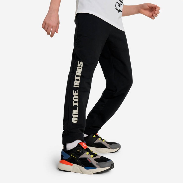 Спортивные брюки
